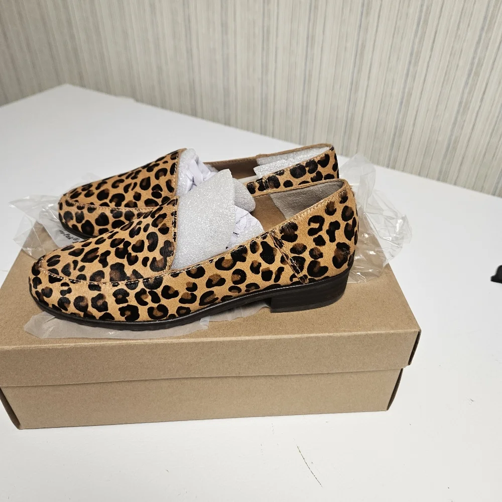 NIB Lucky shoes - Picture 2 of 4